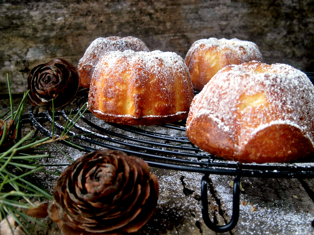 mini tortine al latte caldo