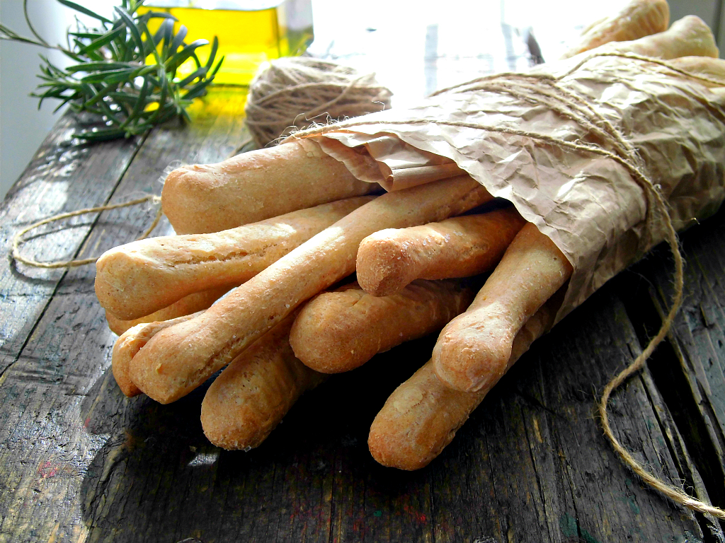 grissini di pane con farina semi integrale di farro